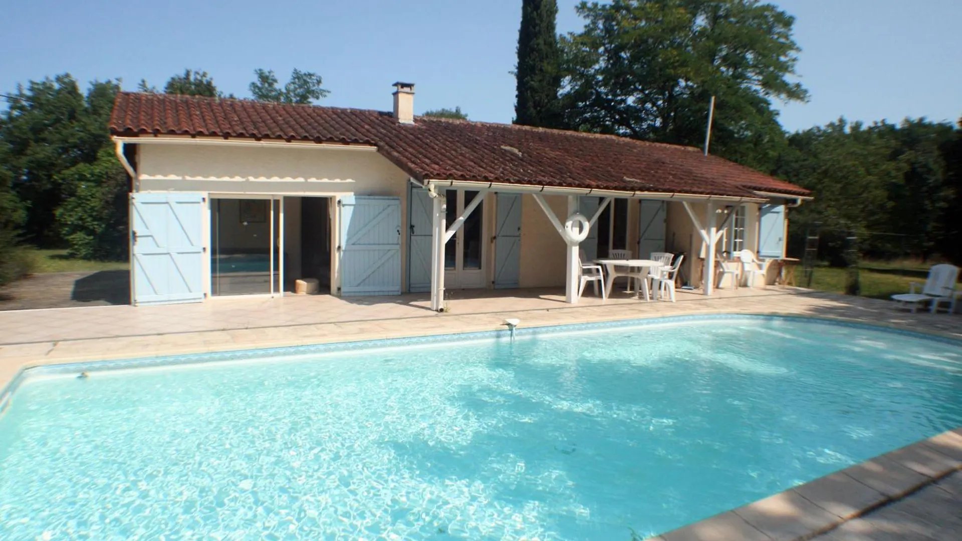 La Petite Maison Du Bosc サン・タントナン